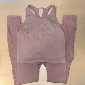 Fabletics Matchjng Set